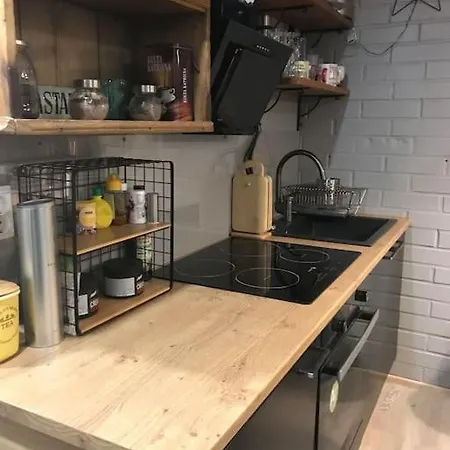 Tunnelmallinen Ja Kompakti Kaksio